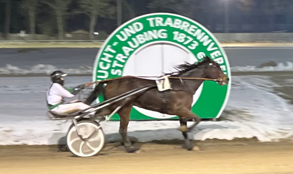 Gro&szlig; war die Freude bei Denise Schuch, die mit ihrer Neuerwerbung Veyron Bros zuschlug. 